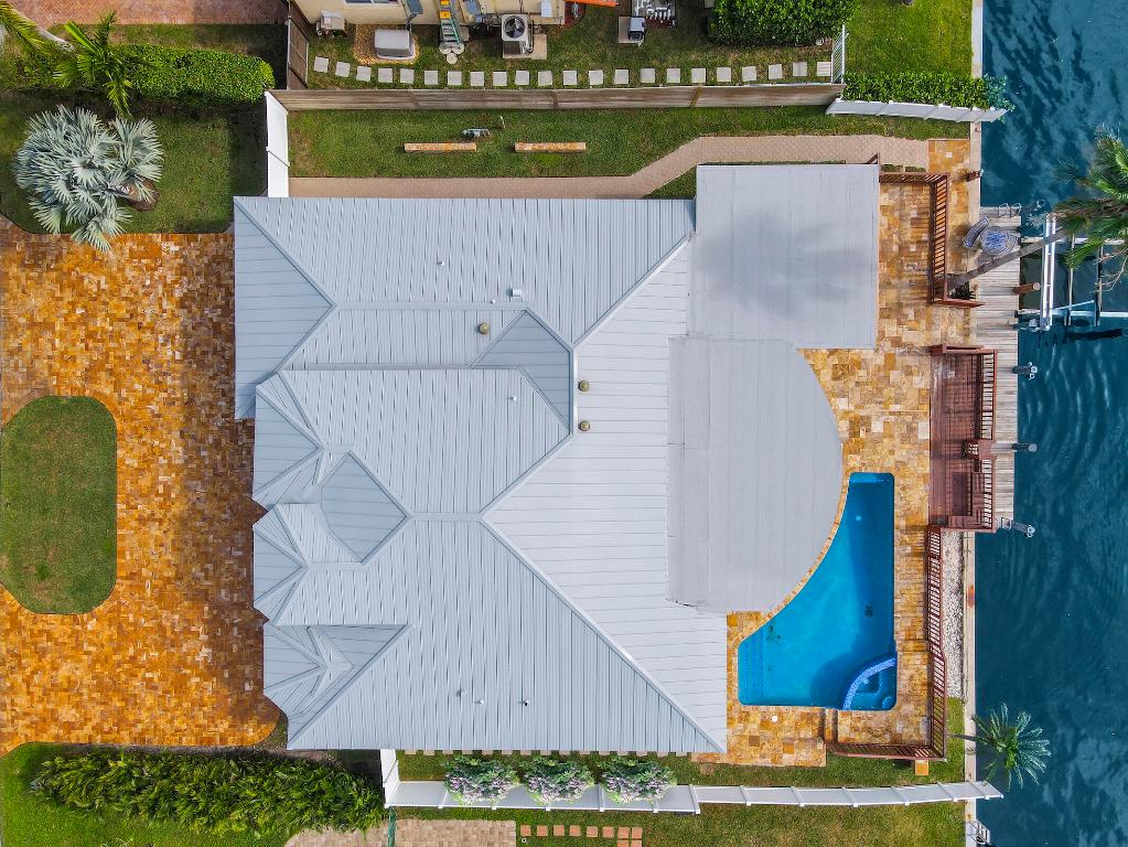 680 NE Harbour Drive