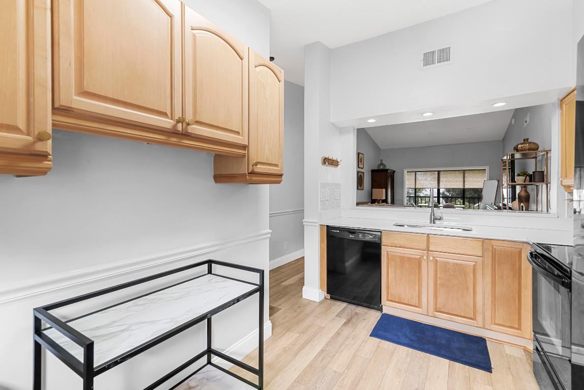 3130 Millwood Terrace 215