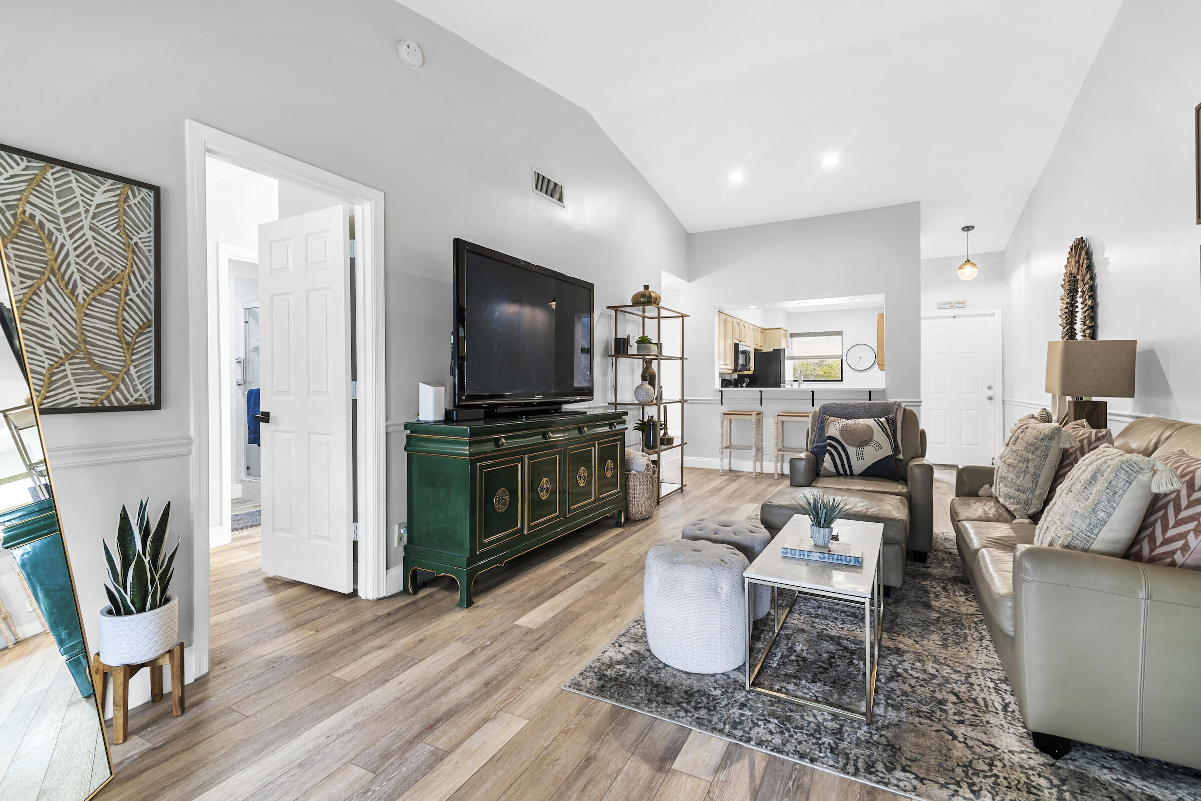 3130 Millwood Terrace 215