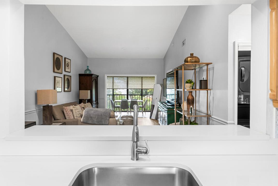 3130 Millwood Terrace 215