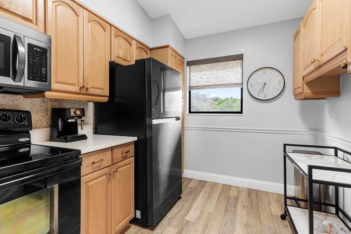 3130 Millwood Terrace 215