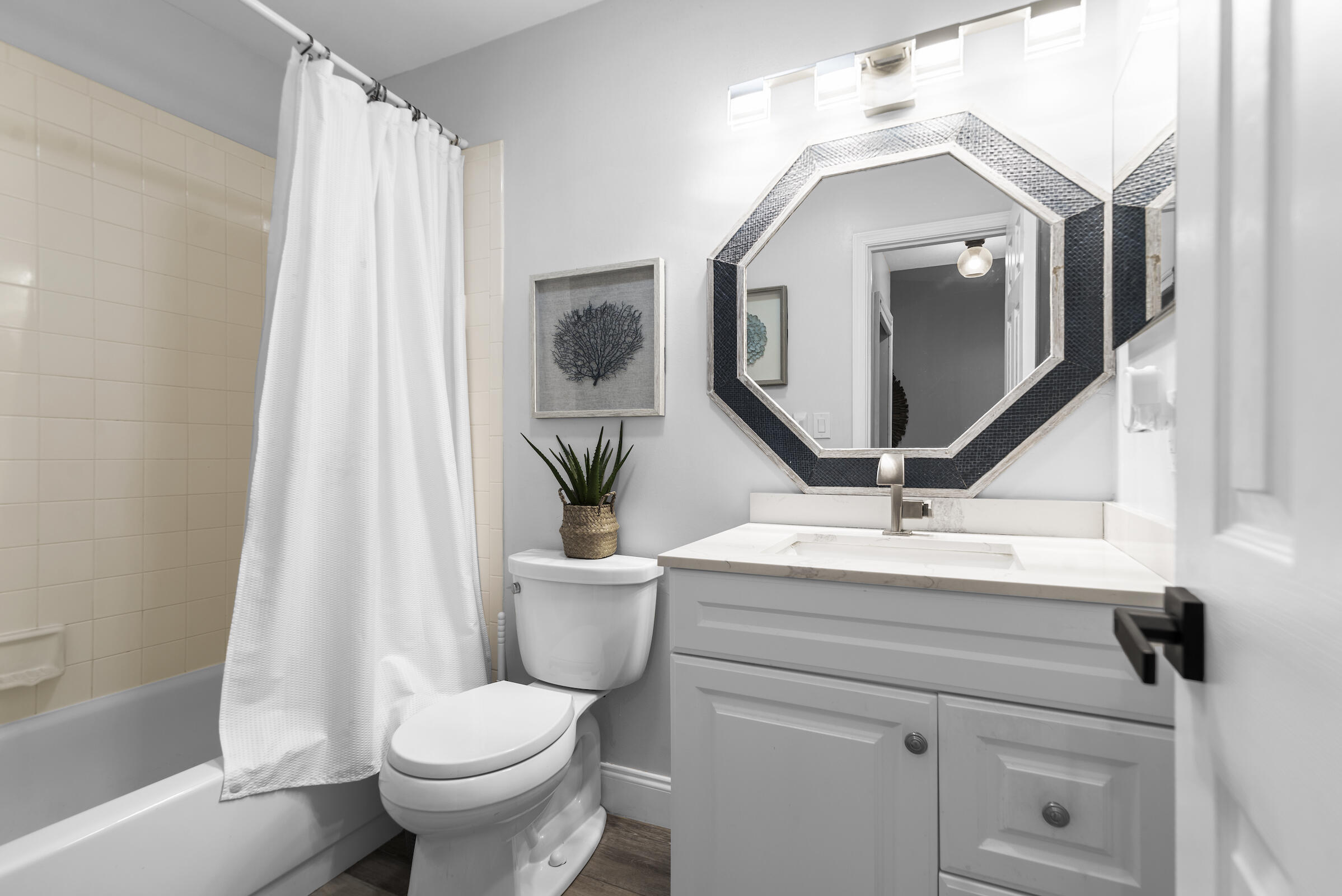 3130 Millwood Terrace 215