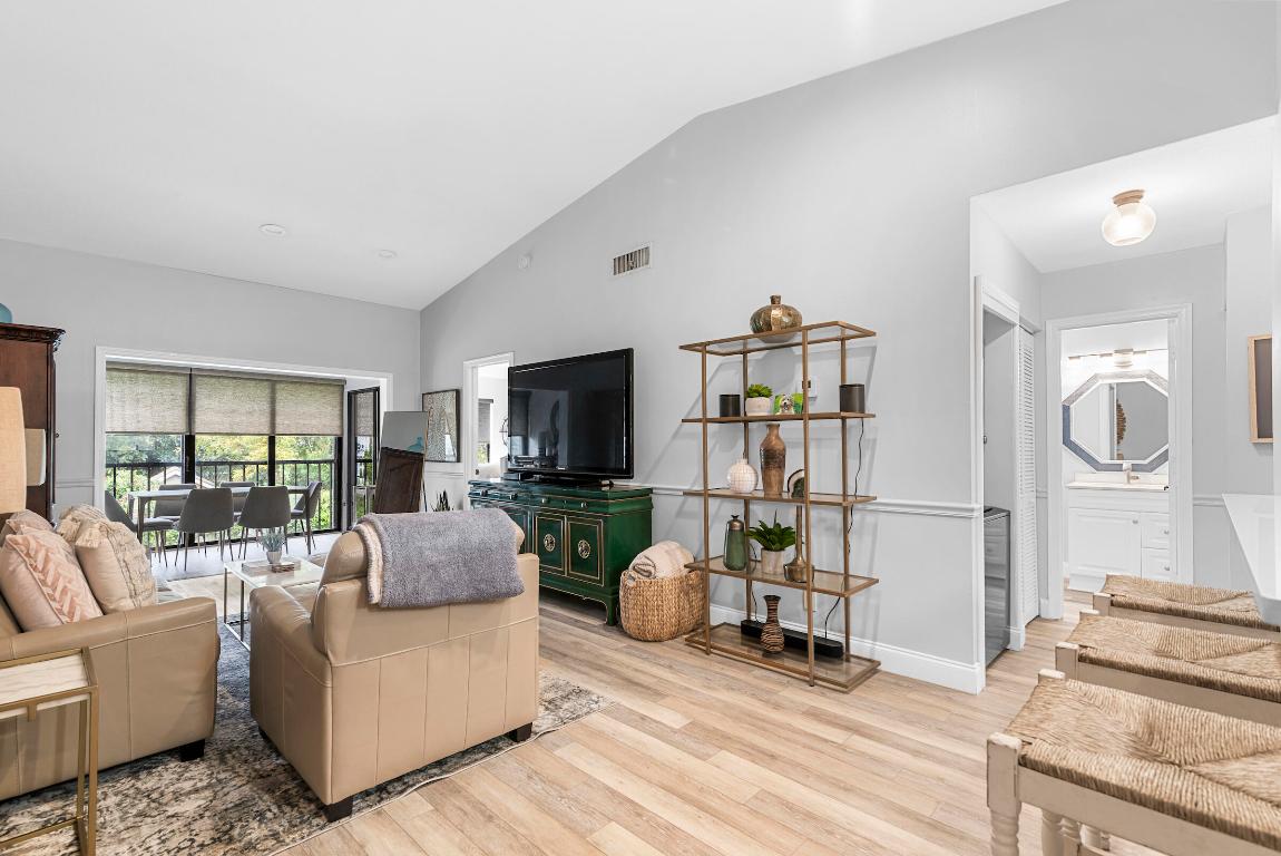 3130 Millwood Terrace 215