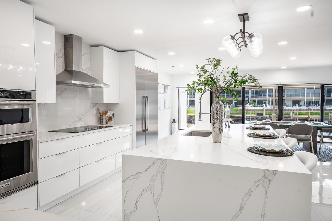 680 NE Harbour Drive