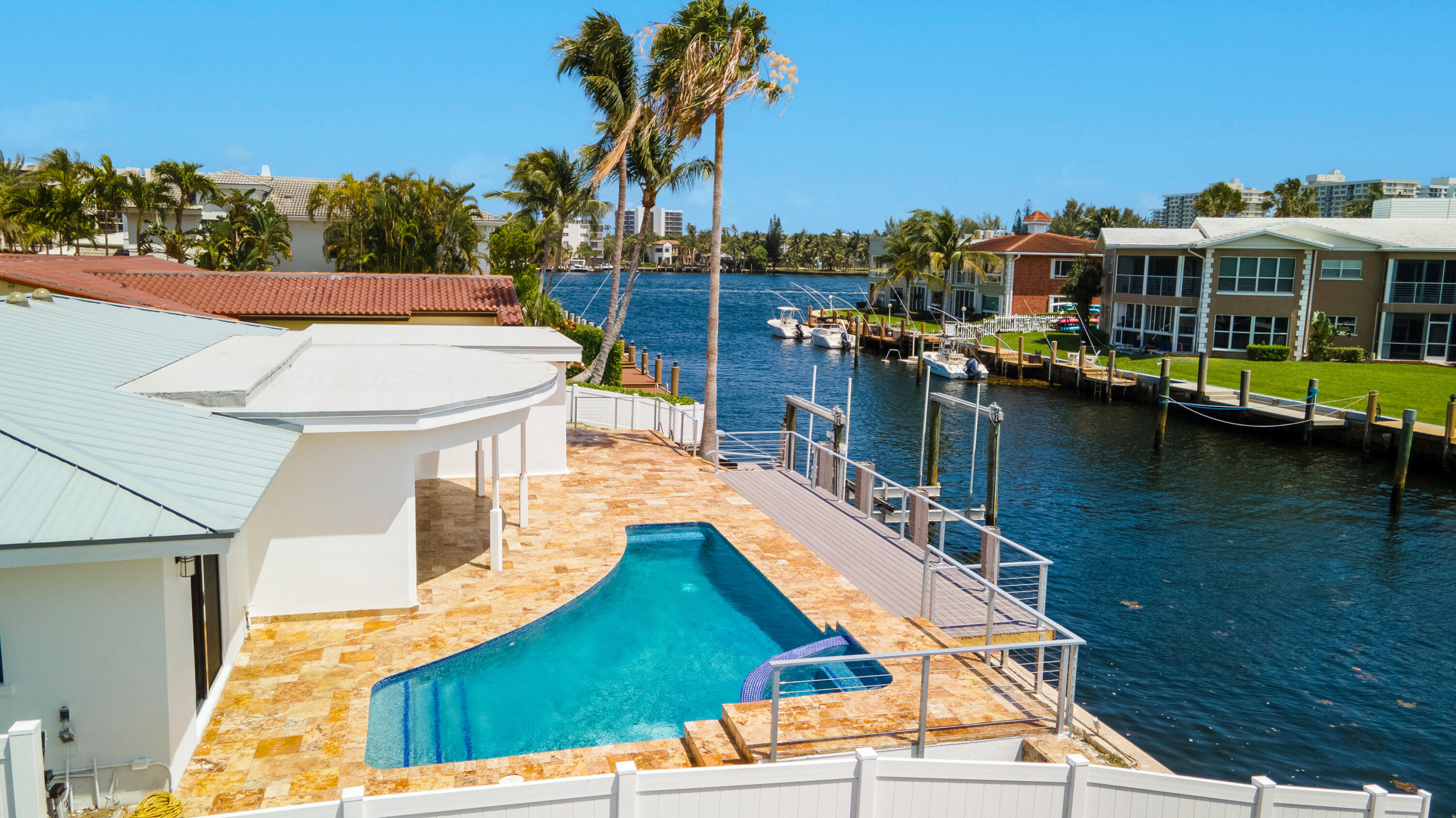 680 NE Harbour Drive