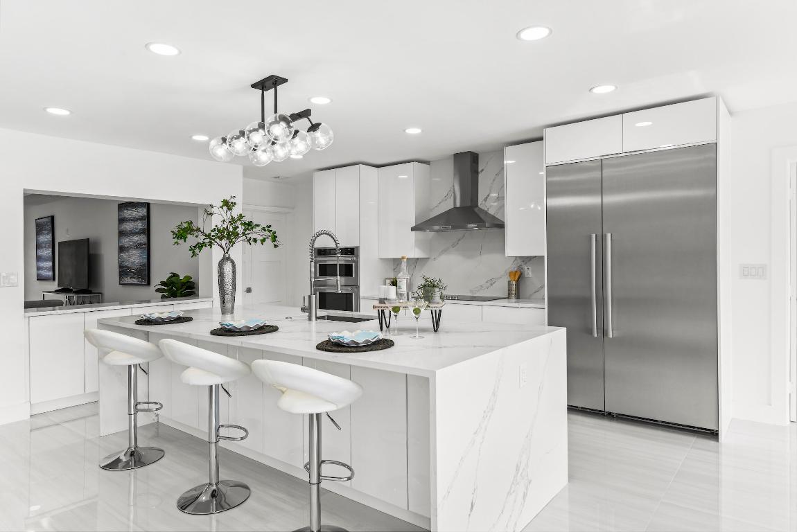 680 NE Harbour Drive