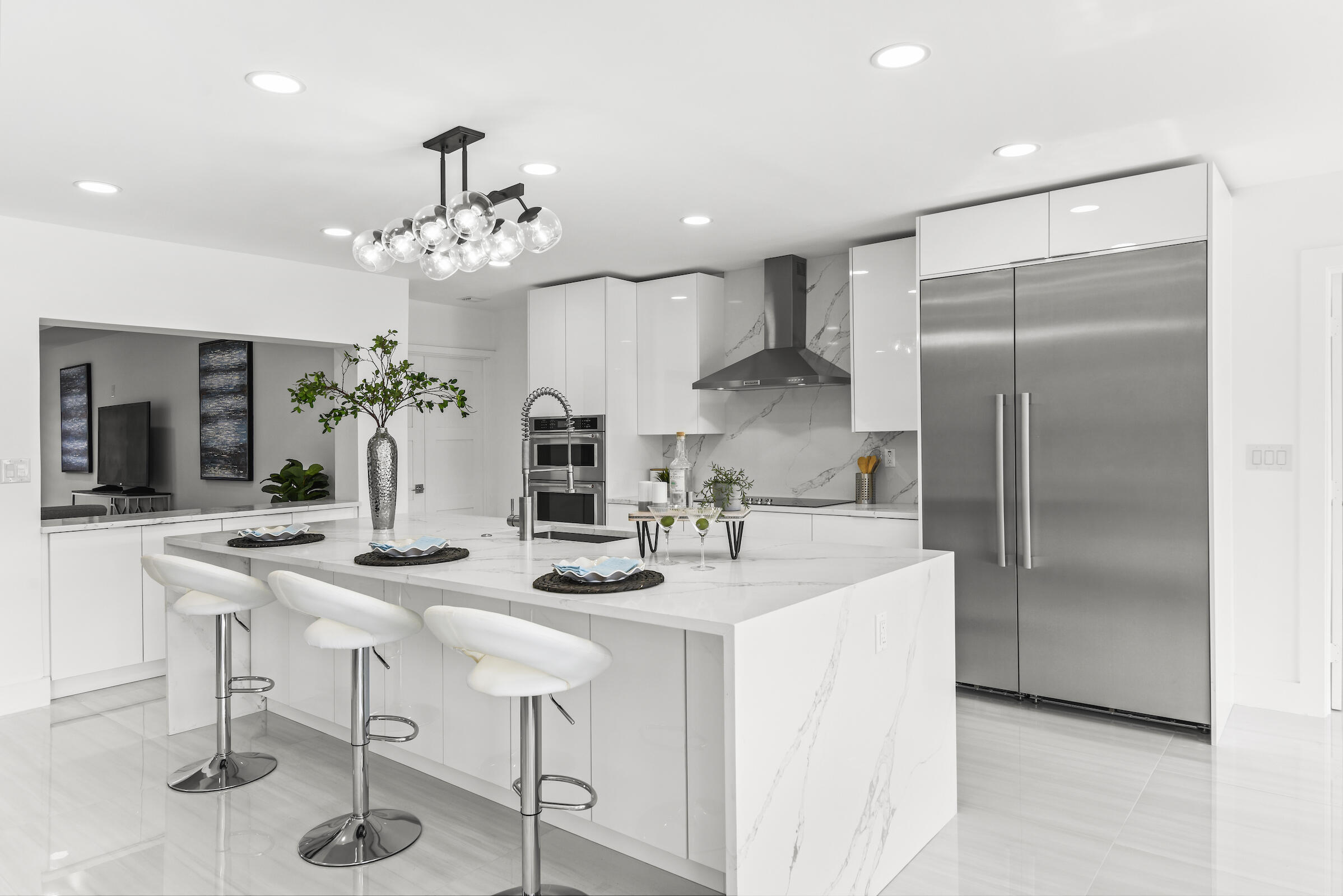 680 NE Harbour Drive