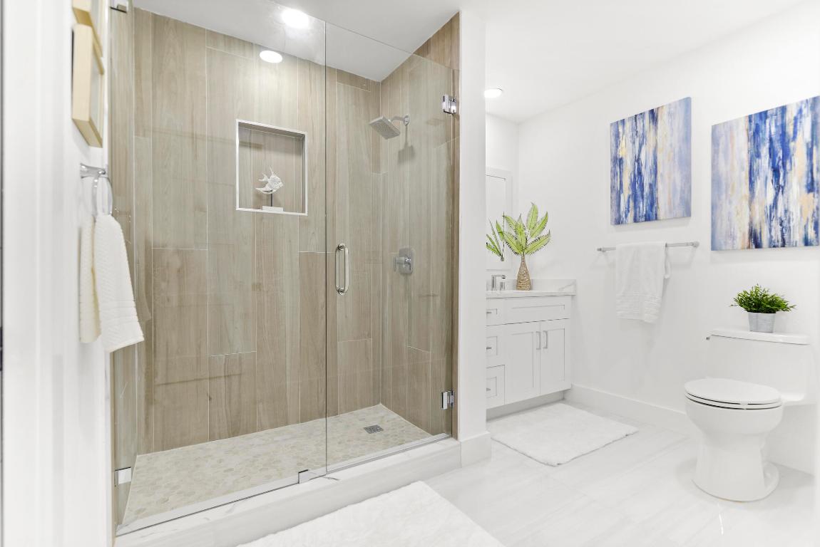 680 NE Harbour Drive