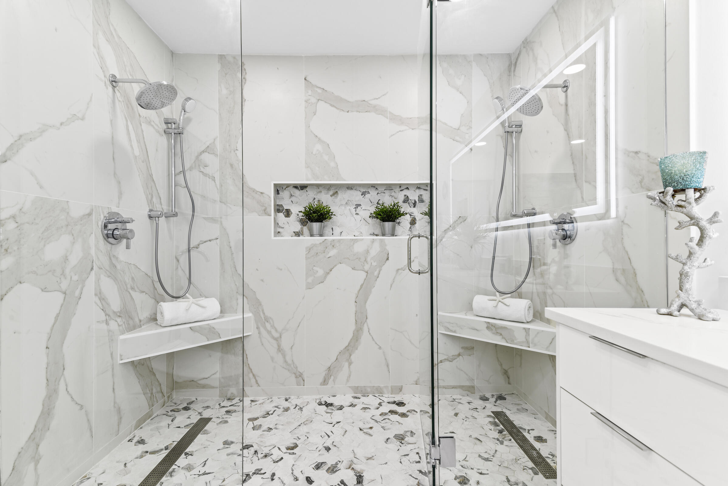 680 NE Harbour Drive