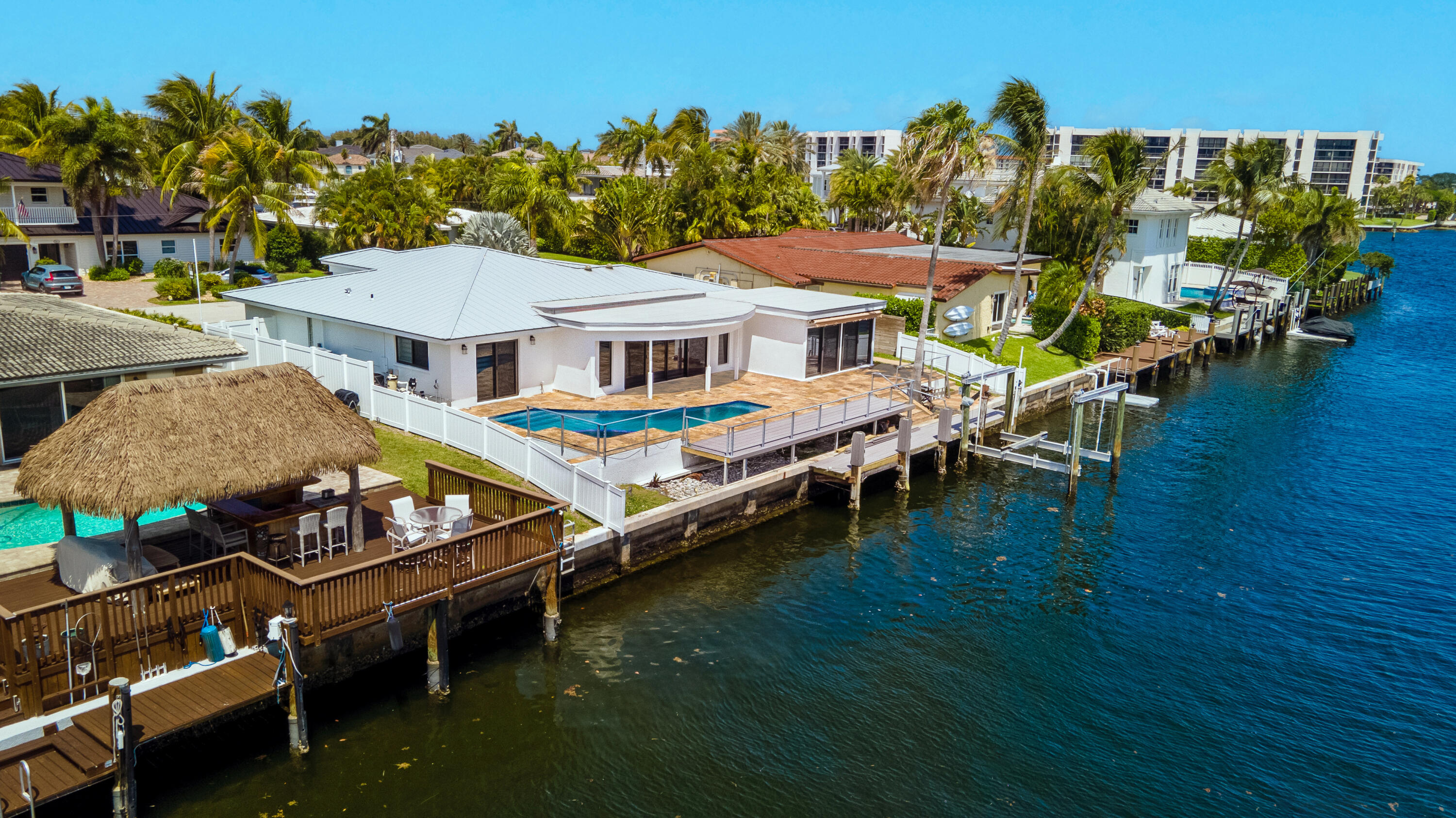 680 NE Harbour Drive