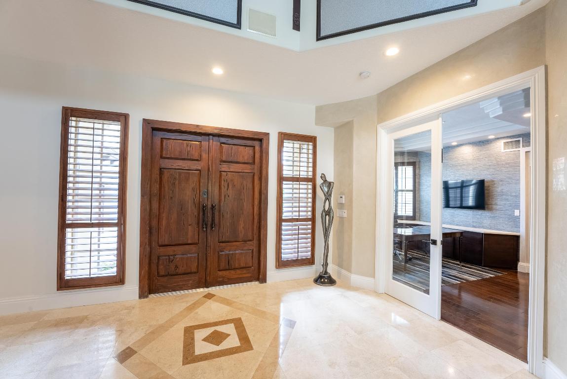 9695 Parkview Avenue