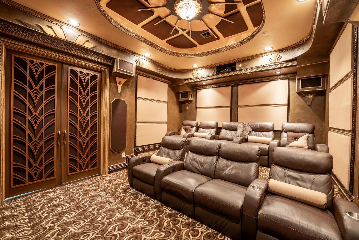 9695 Parkview Avenue