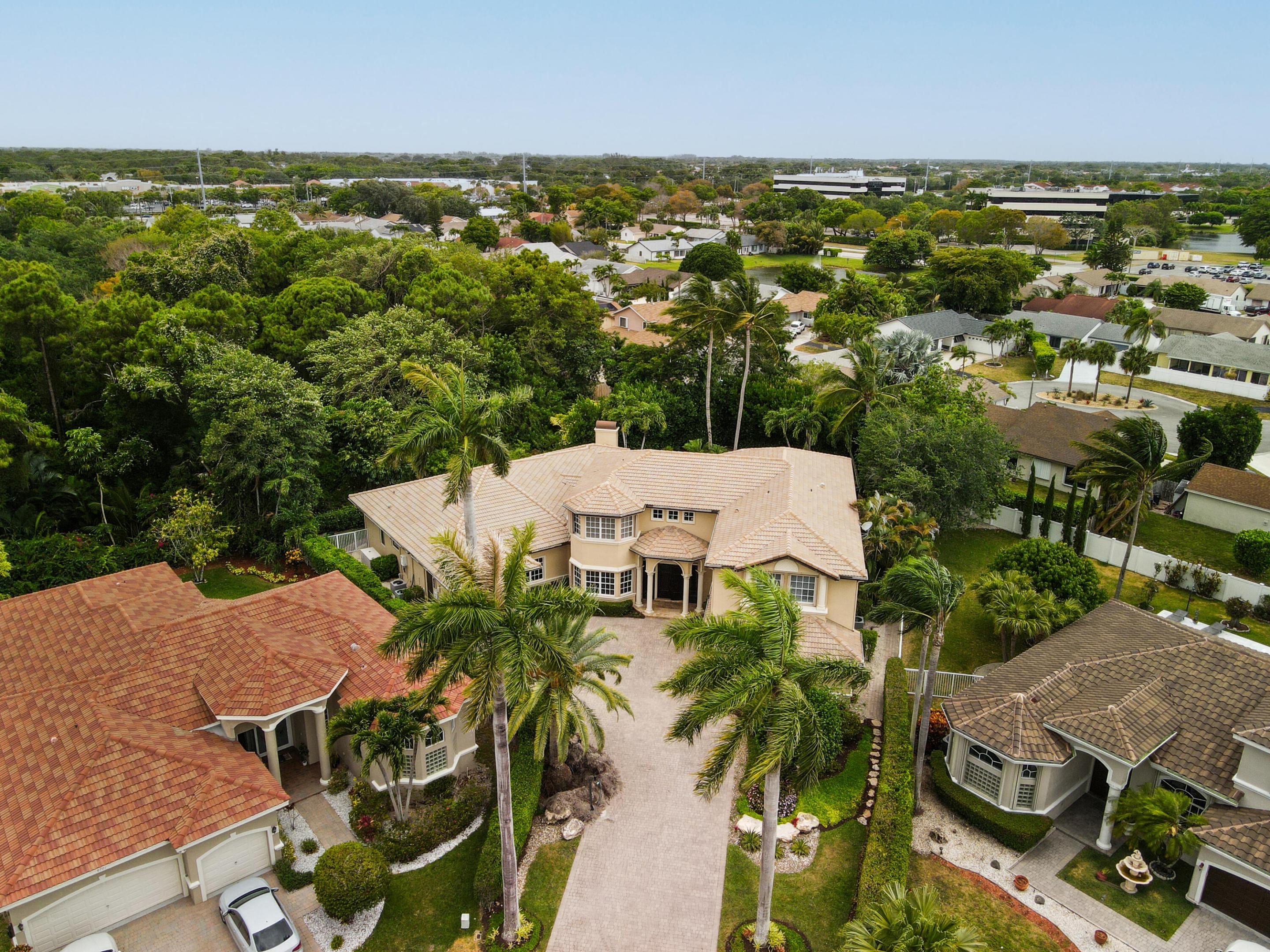 9695 Parkview Avenue