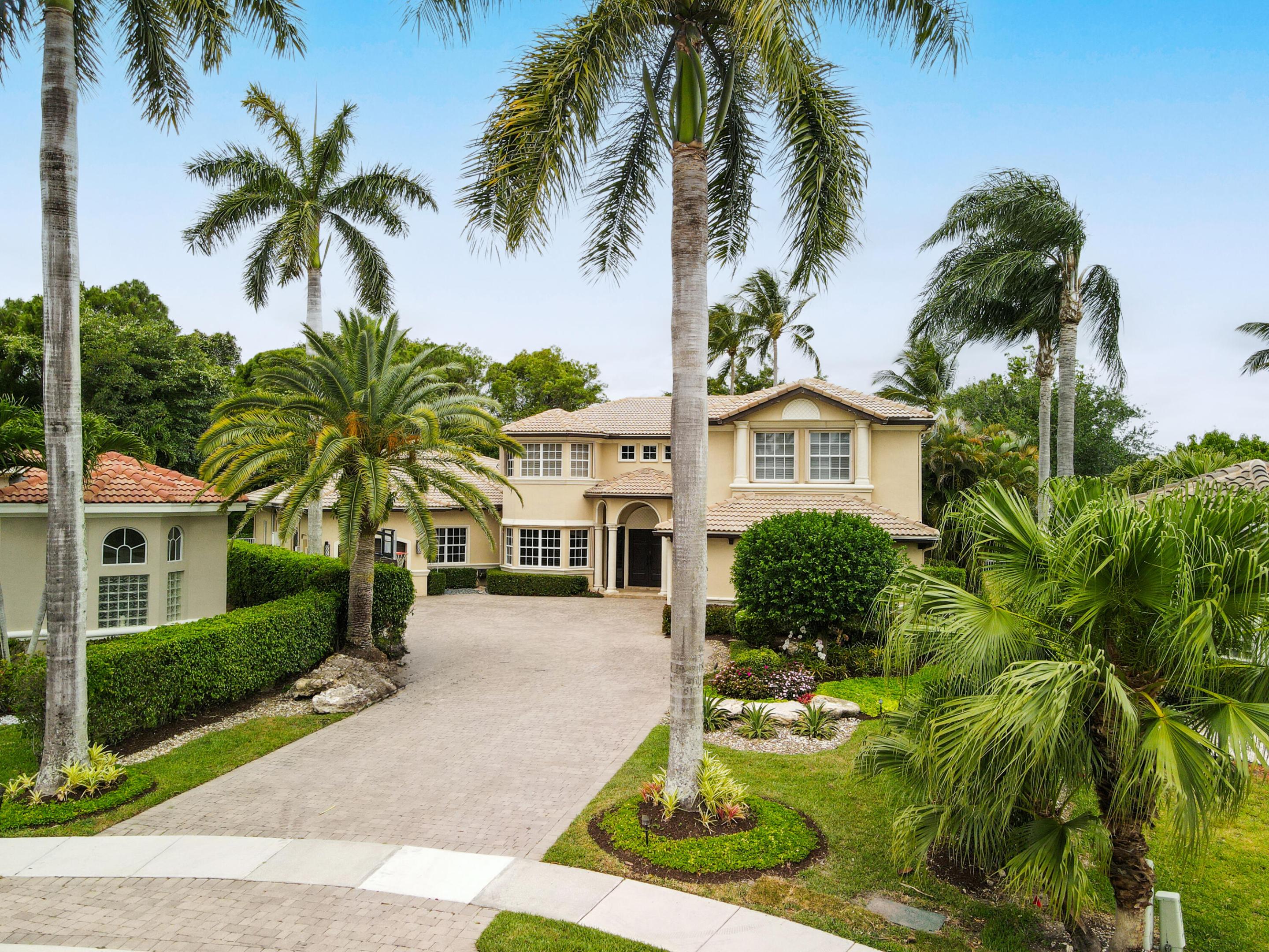 9695 Parkview Avenue