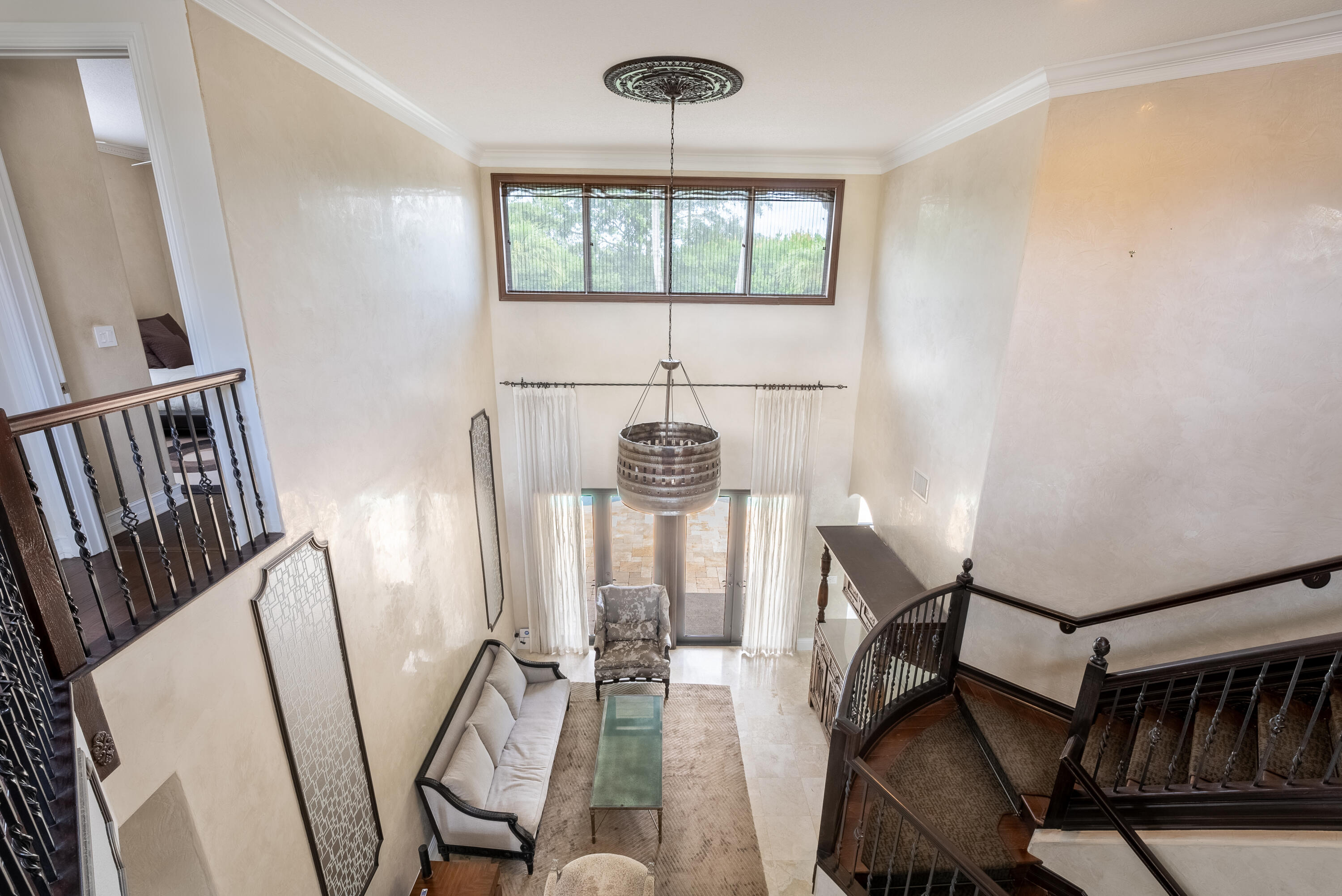 9695 Parkview Avenue