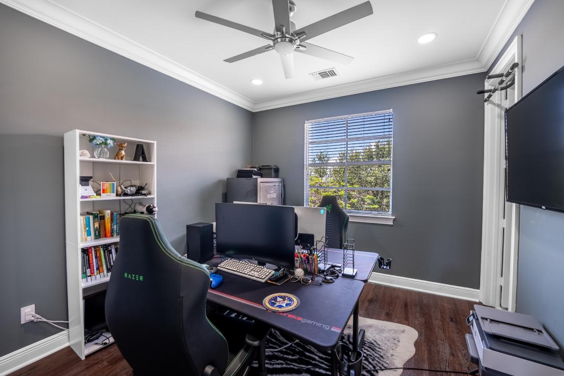 15 Via Floresta Drive