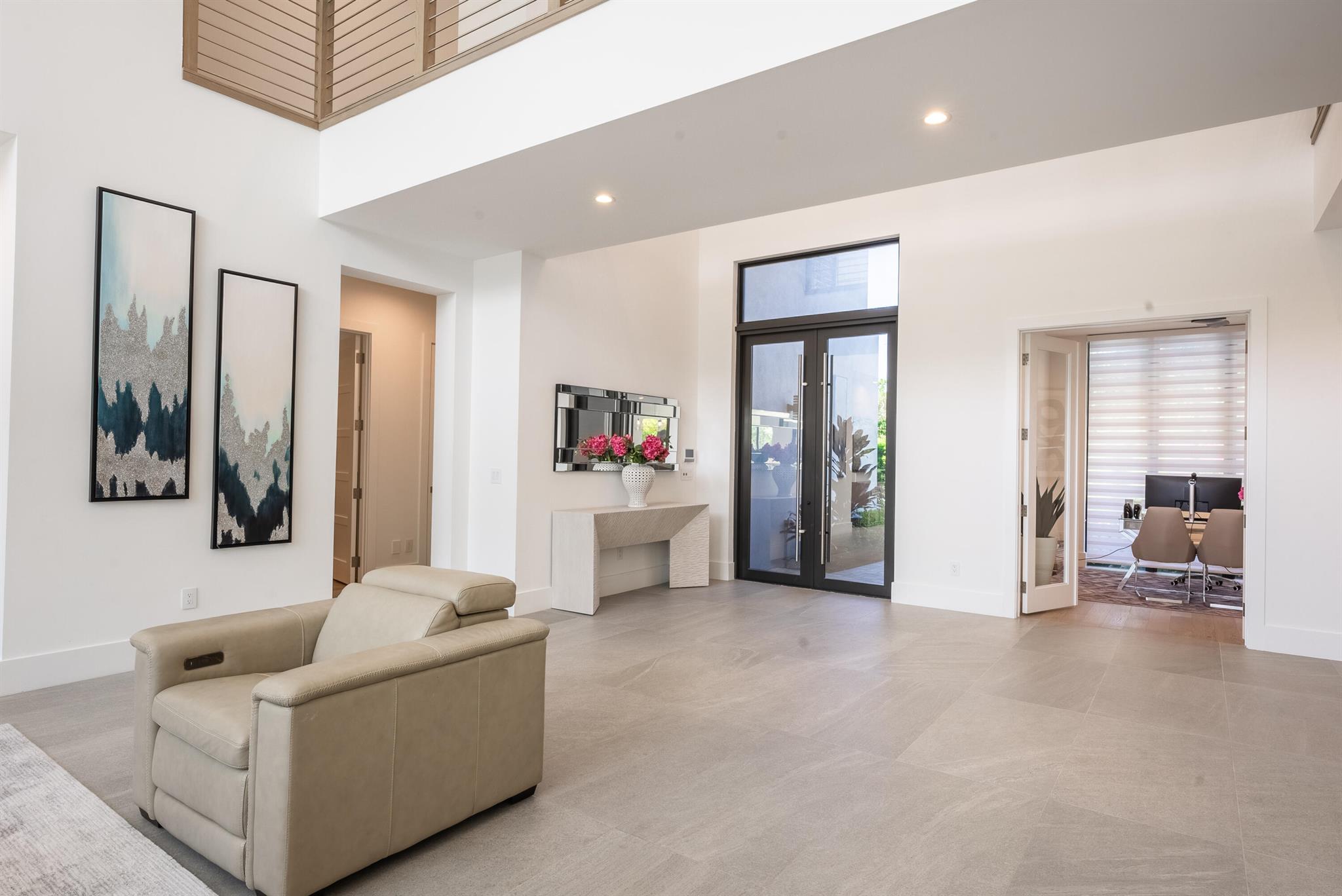 255 NE Spanish Court