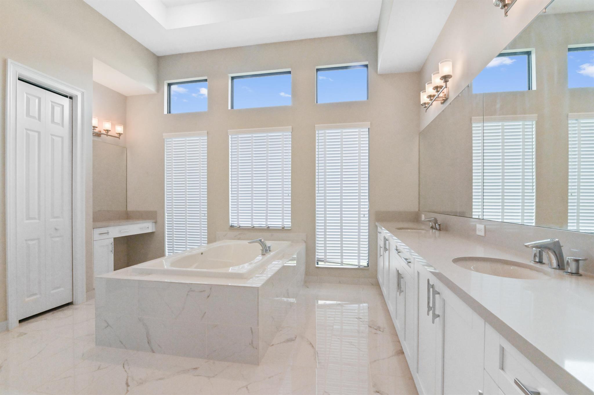 16732 Strasbourg Lane