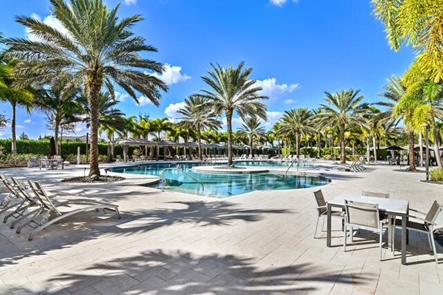 16732 Strasbourg Lane