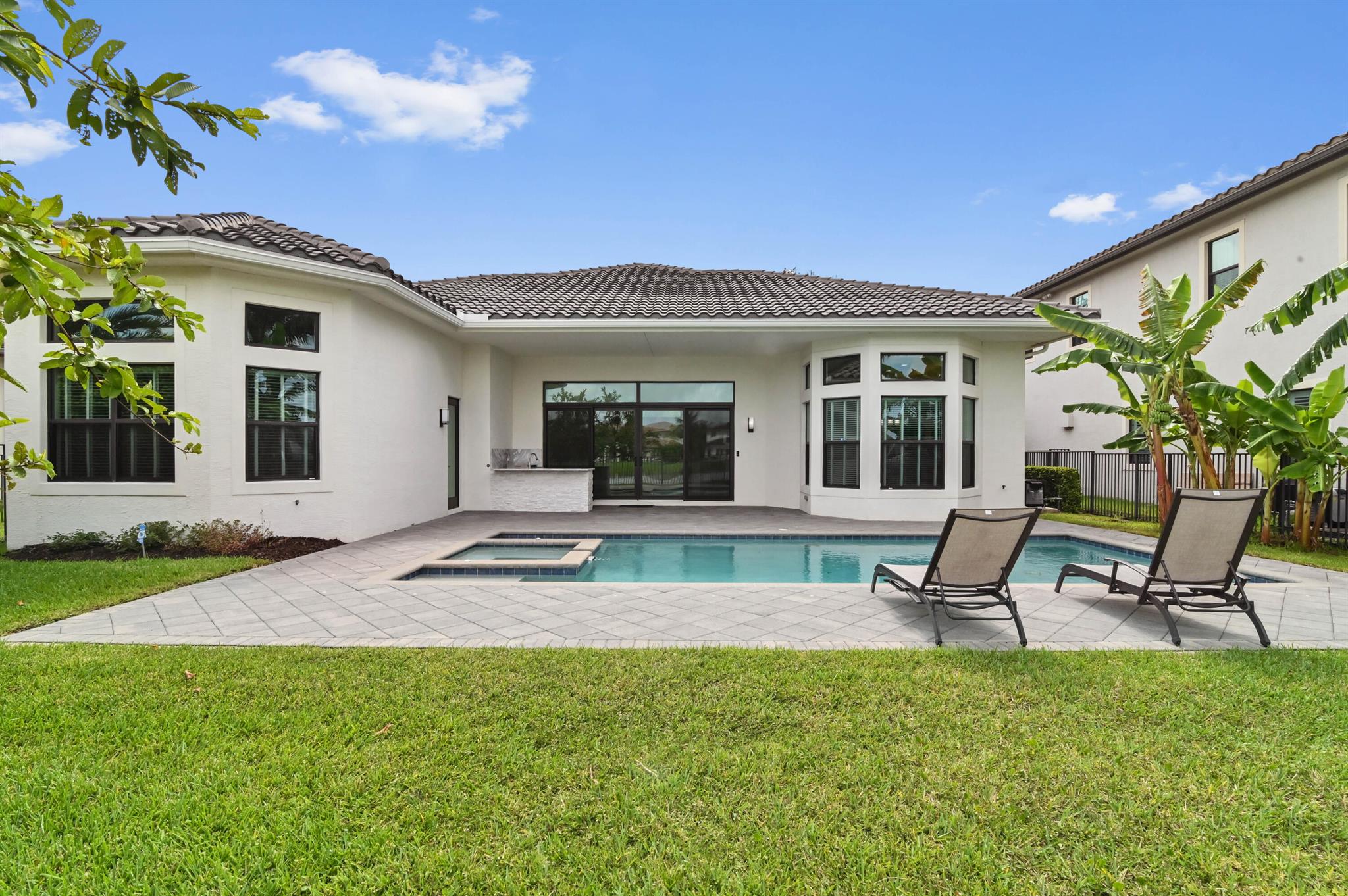 16732 Strasbourg Lane