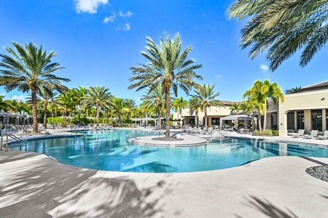 16732 Strasbourg Lane