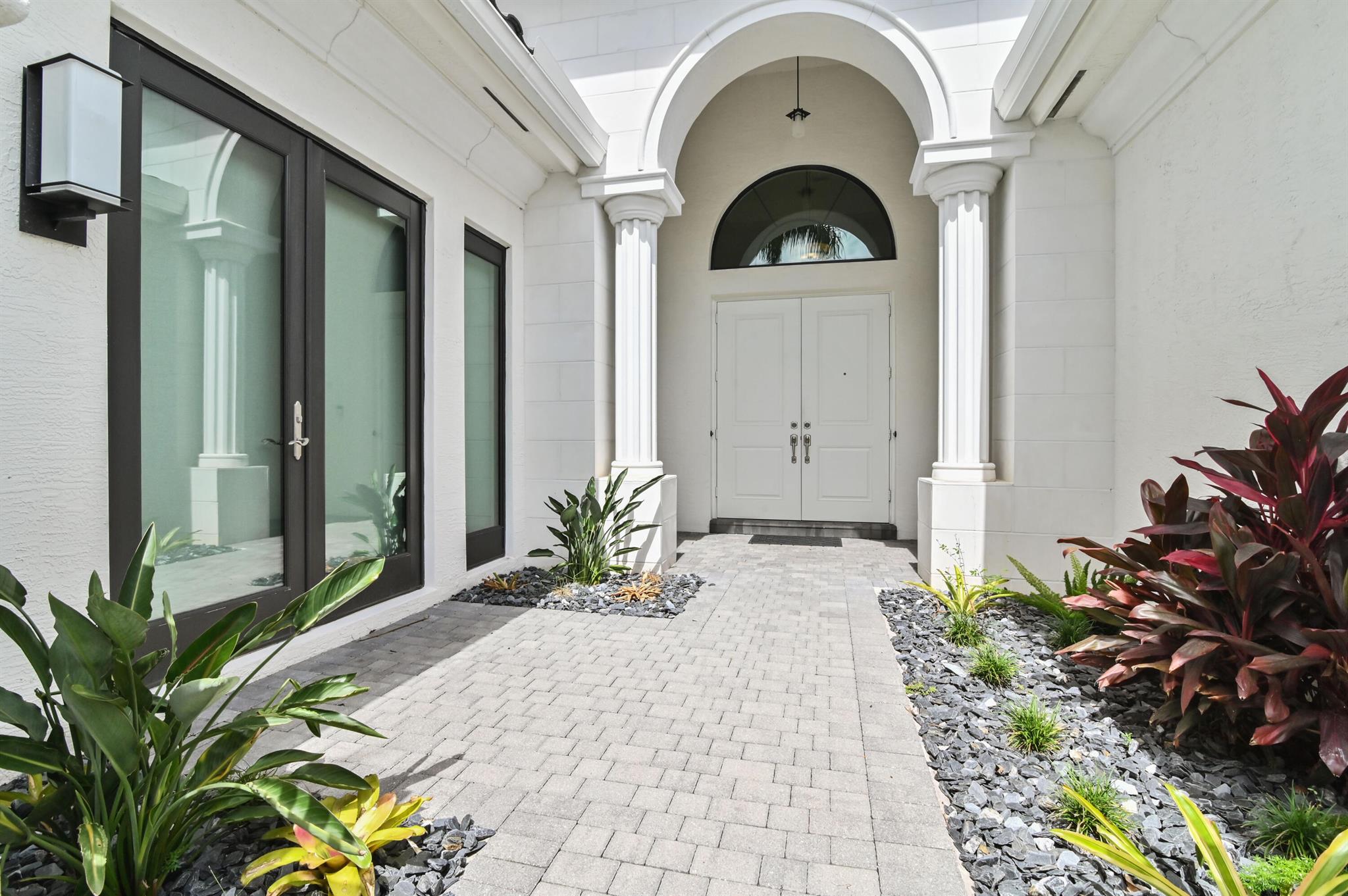 16732 Strasbourg Lane