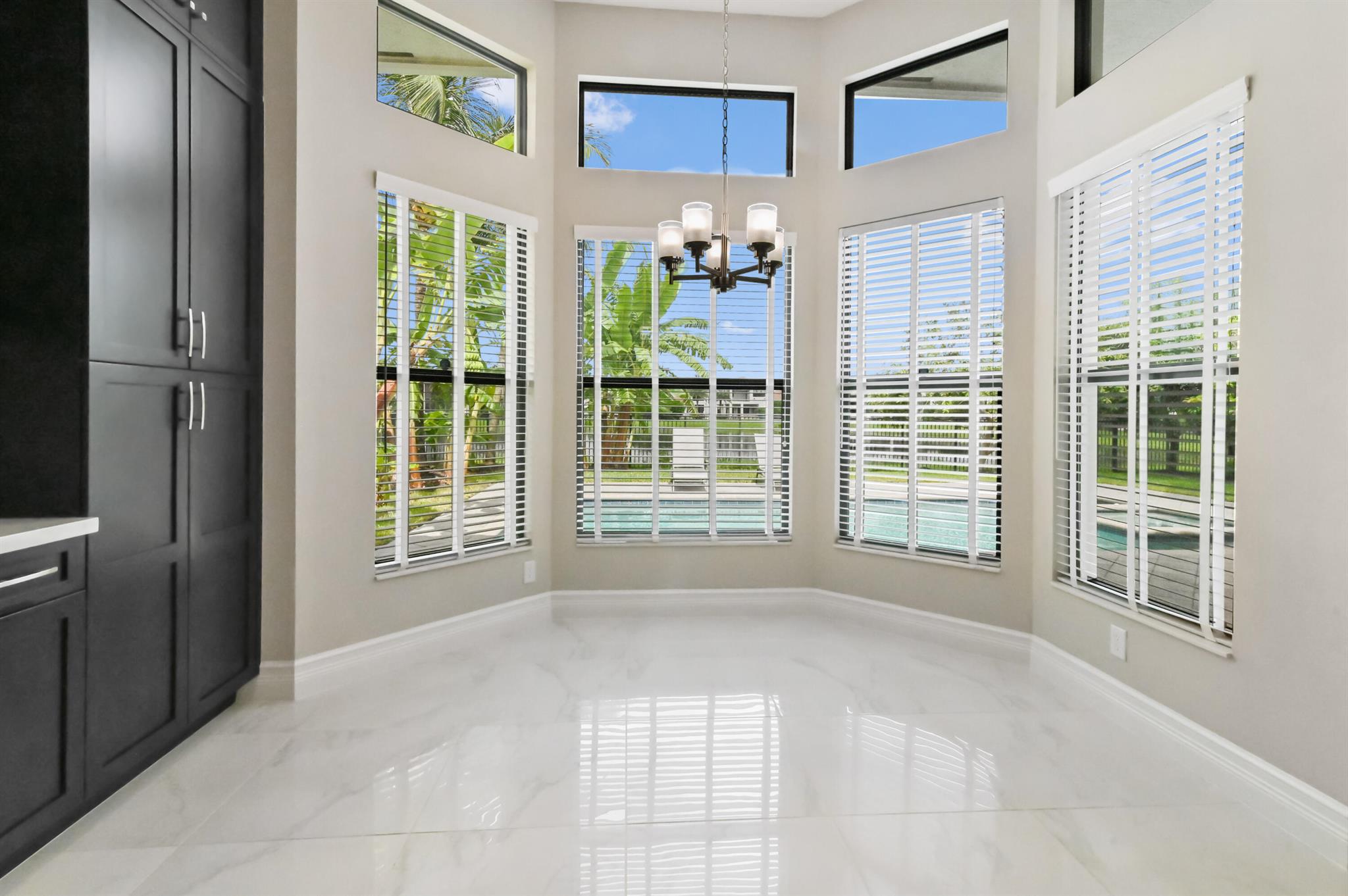 16732 Strasbourg Lane