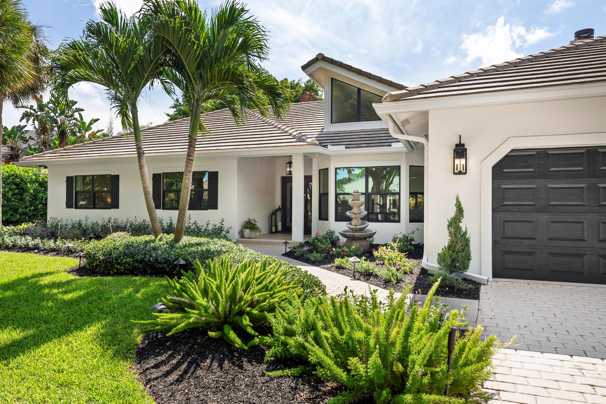 1925 Parkside Circle South Circle S