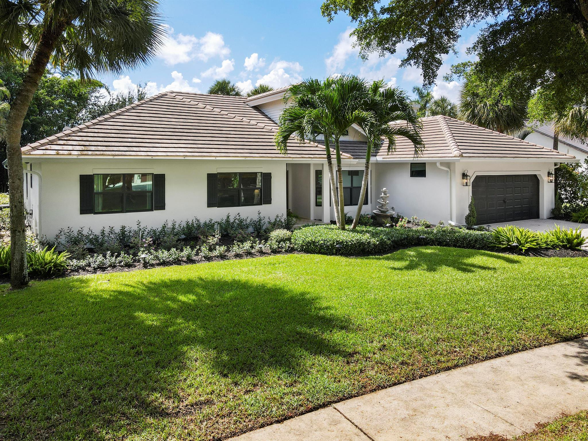 1925 Parkside Circle South Circle S