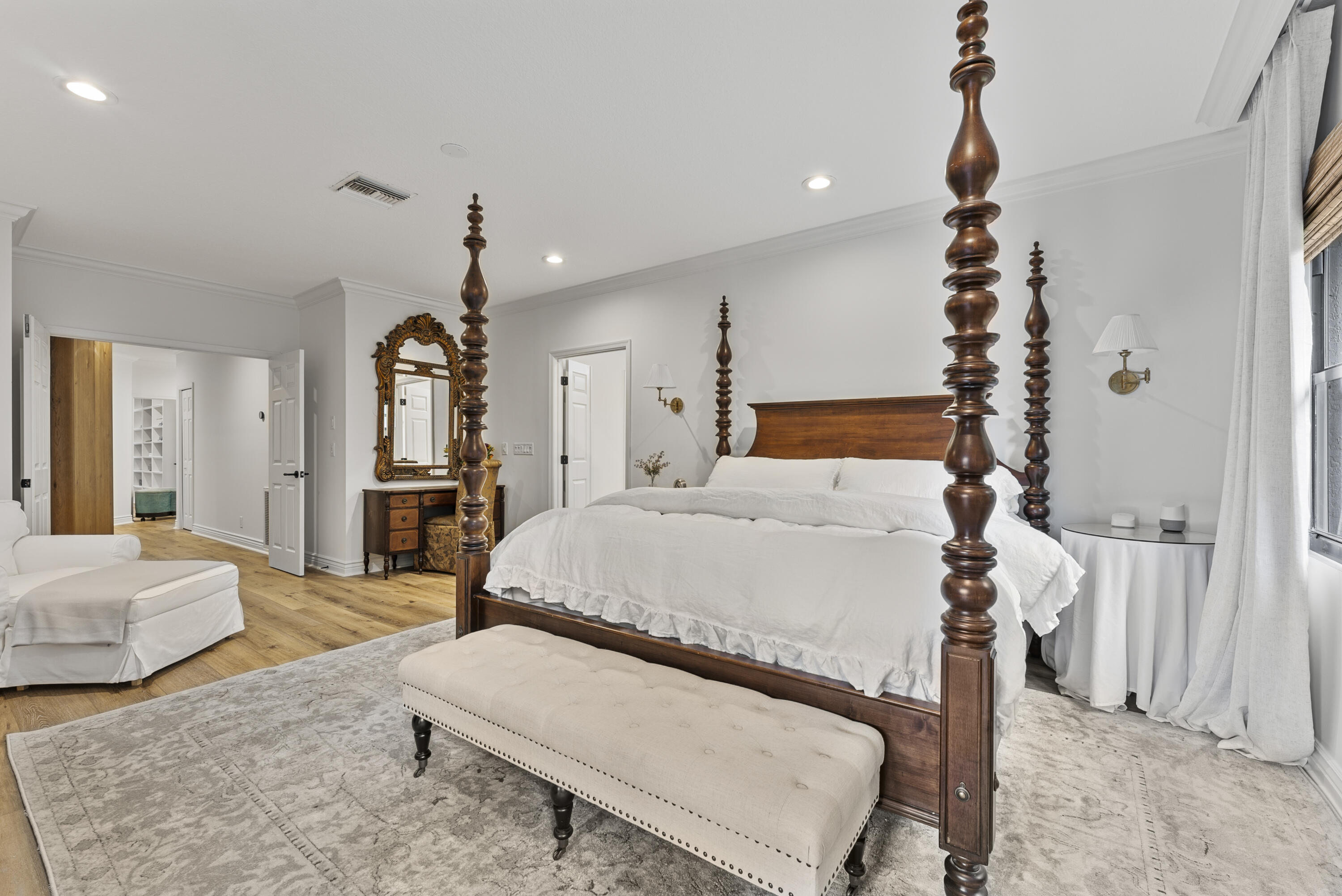 1925 Parkside Circle South Circle S