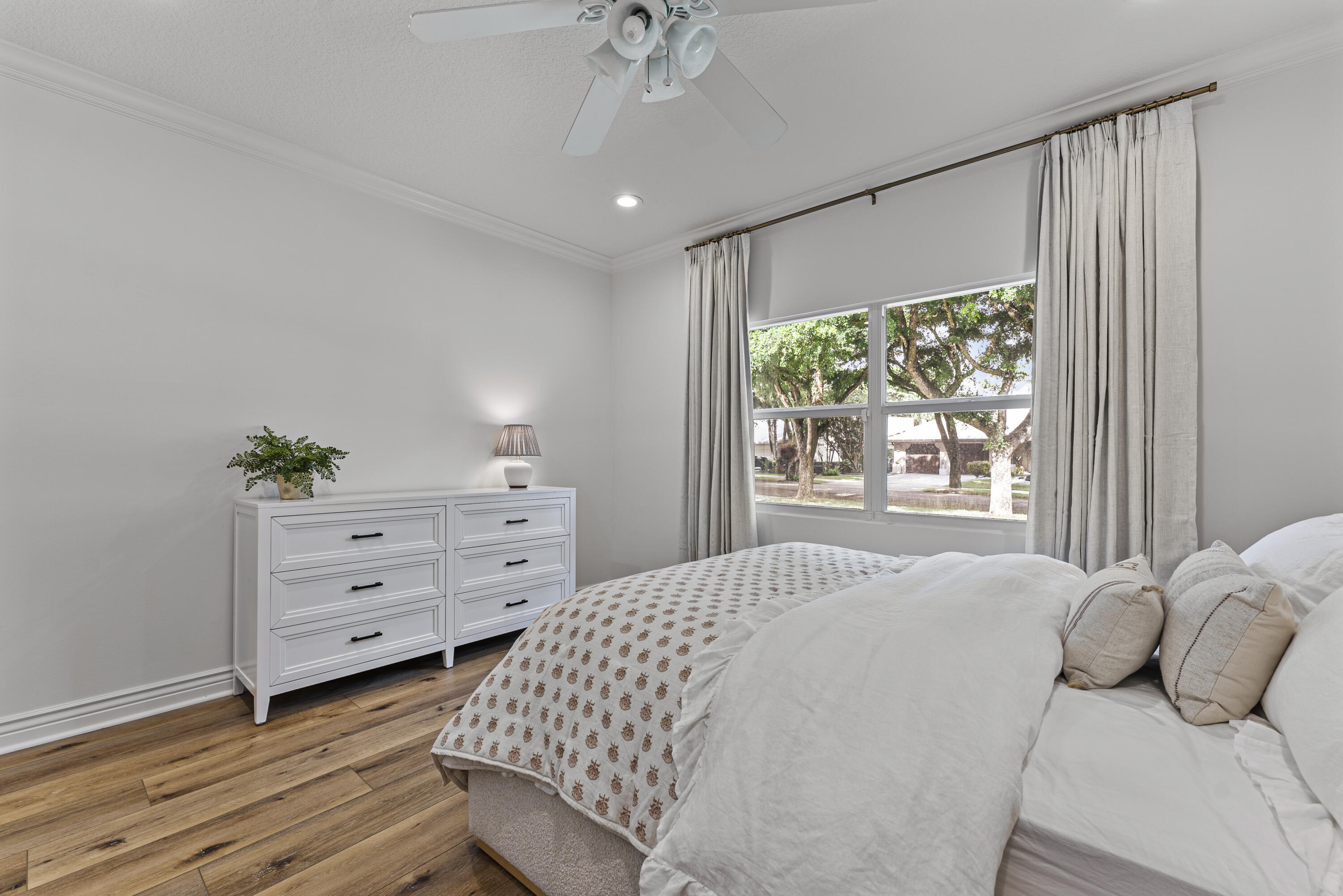 1925 Parkside Circle South Circle S