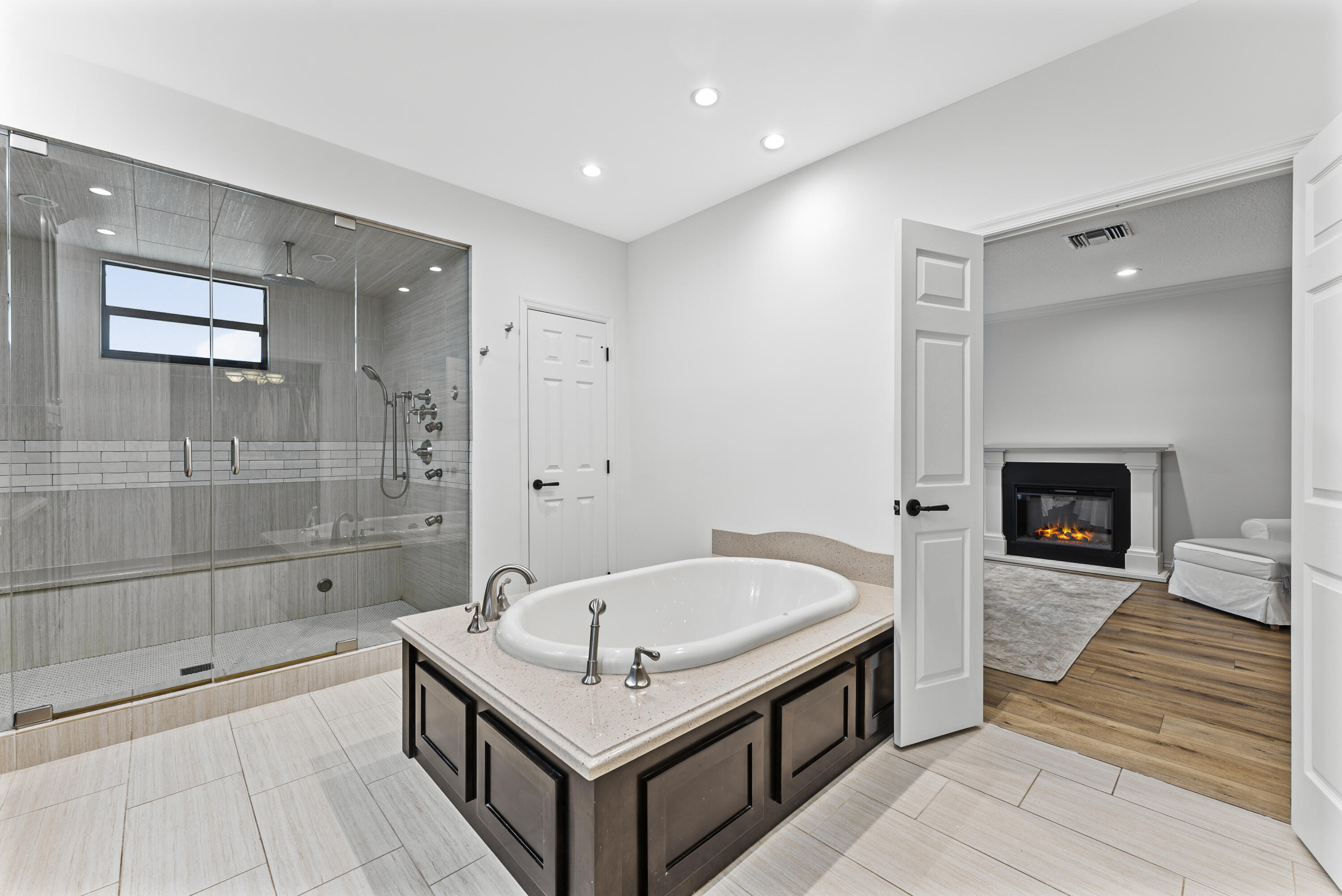 1925 Parkside Circle South Circle S