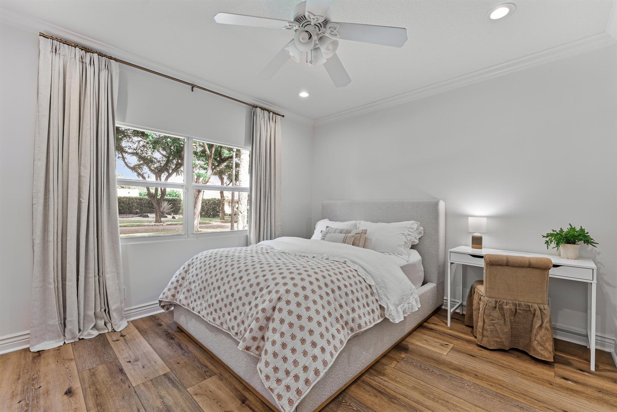 1925 Parkside Circle South Circle S