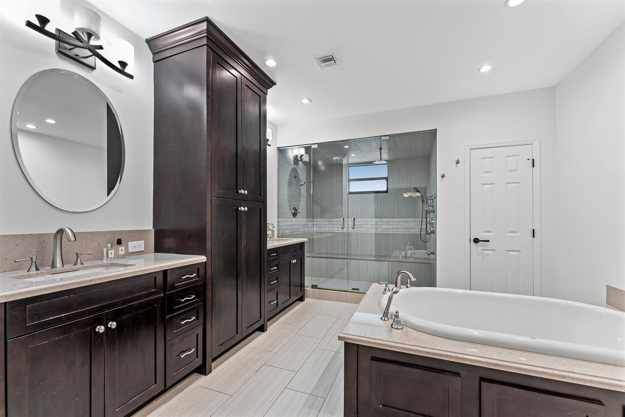 1925 Parkside Circle South Circle S