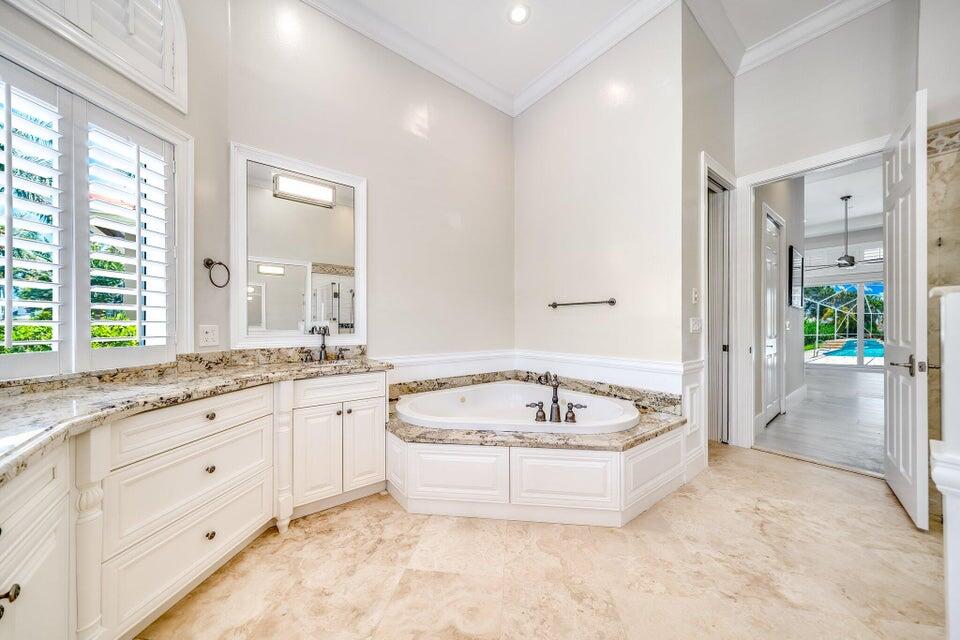 21842 Cypress Palm Court