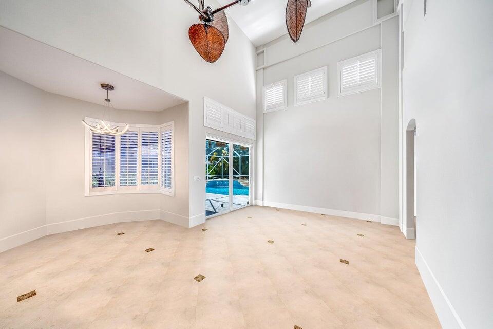 21842 Cypress Palm Court