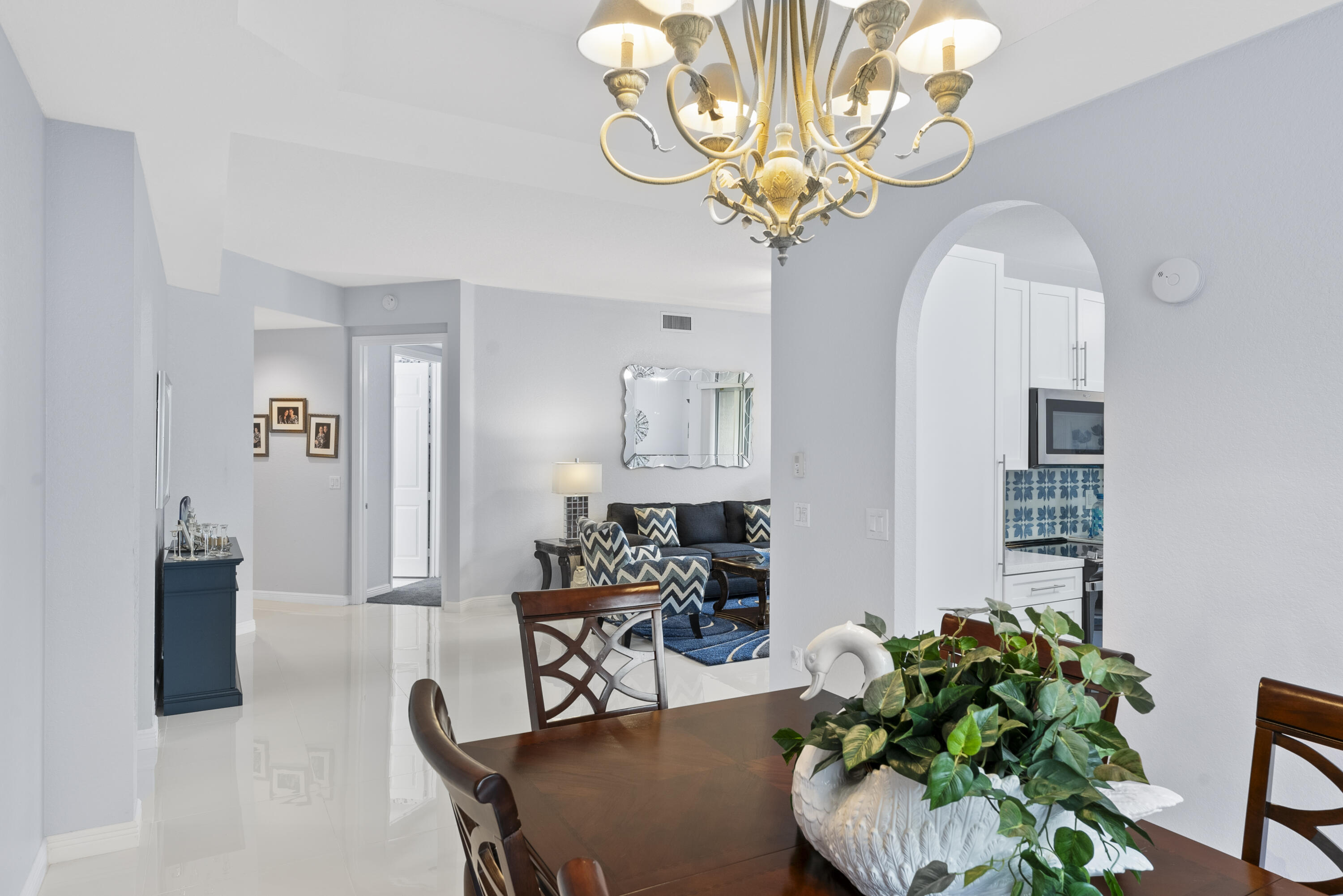 7911 Exeter Boulevard E 103