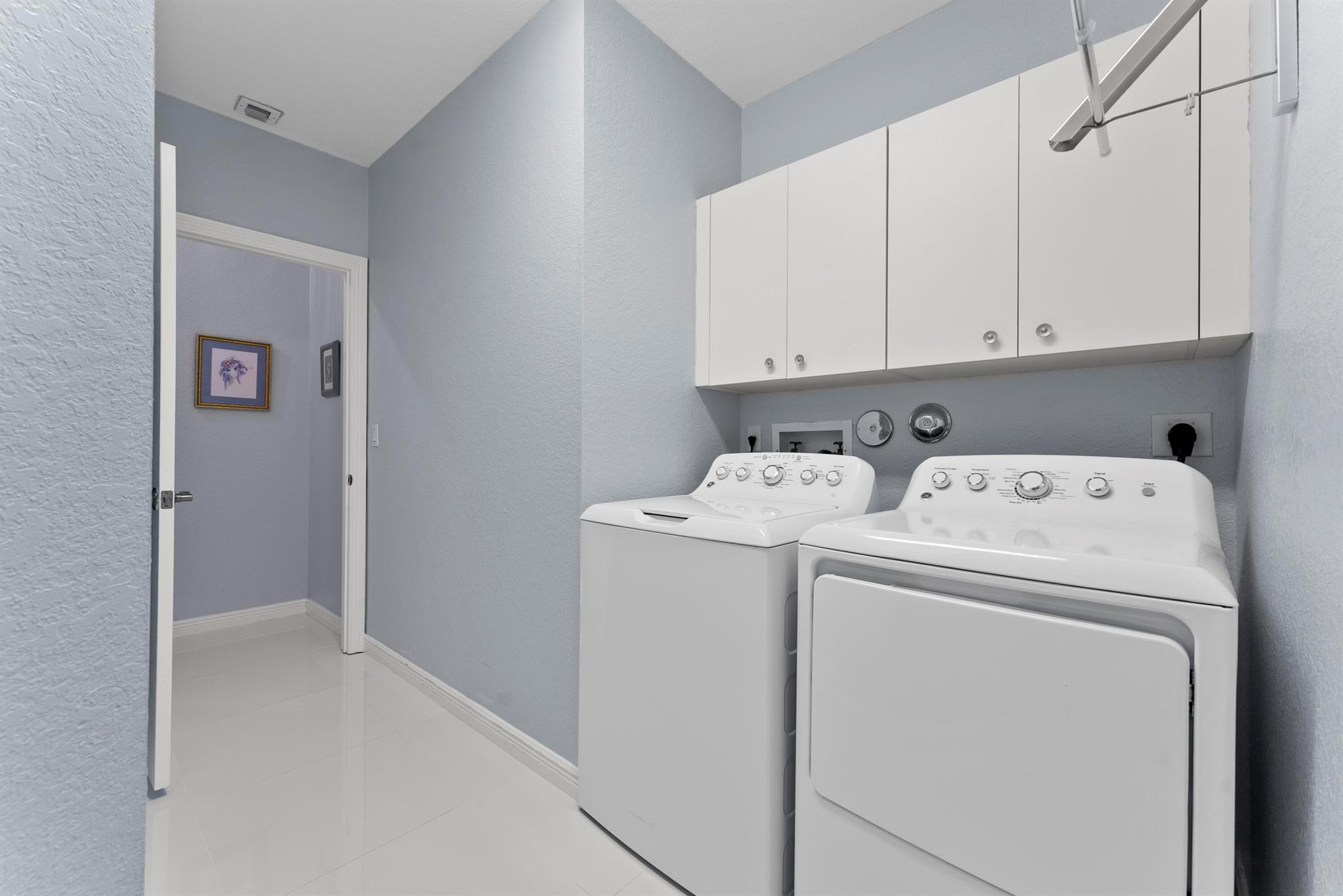 7911 Exeter Boulevard E 103