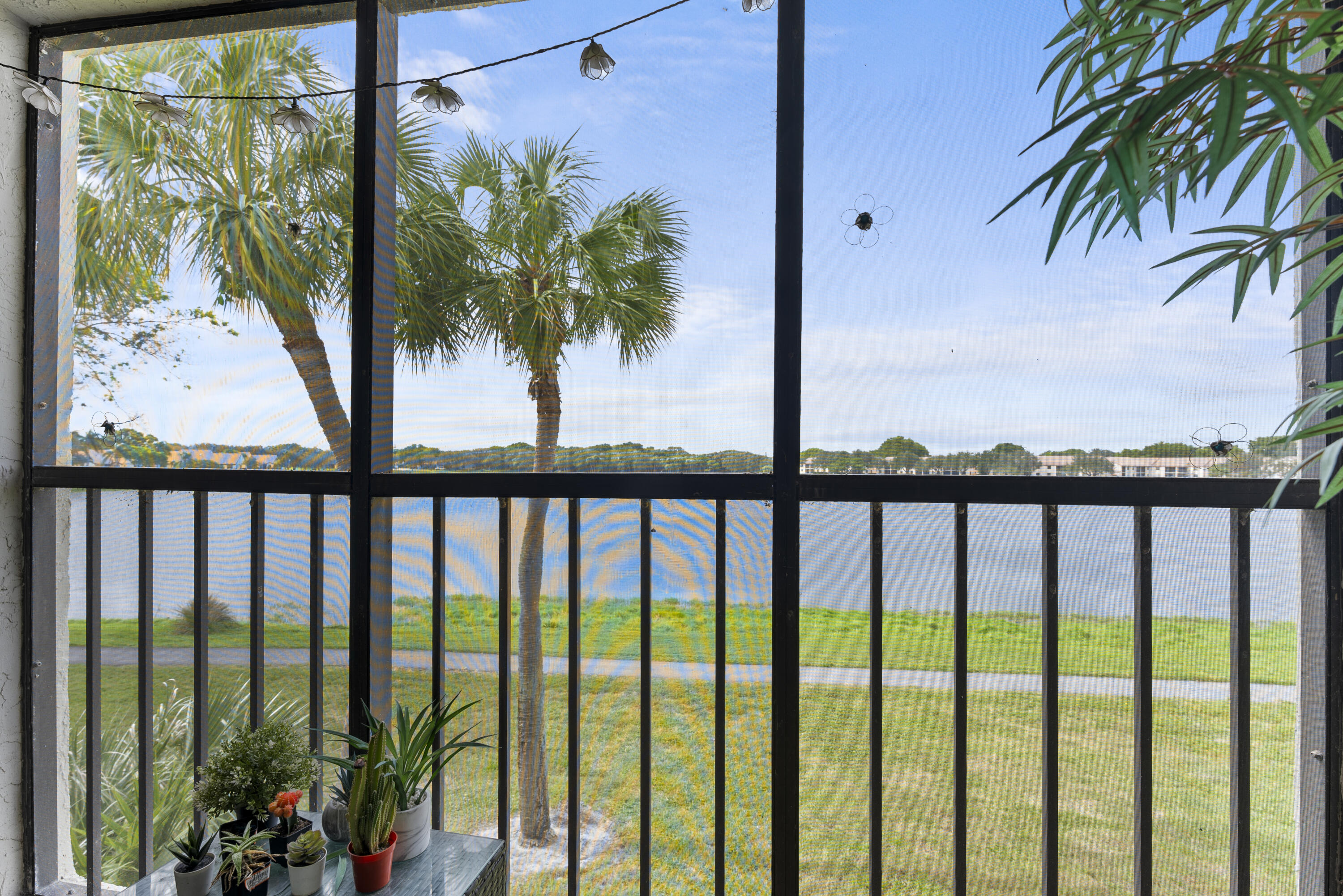 325 Palmwood Place 213