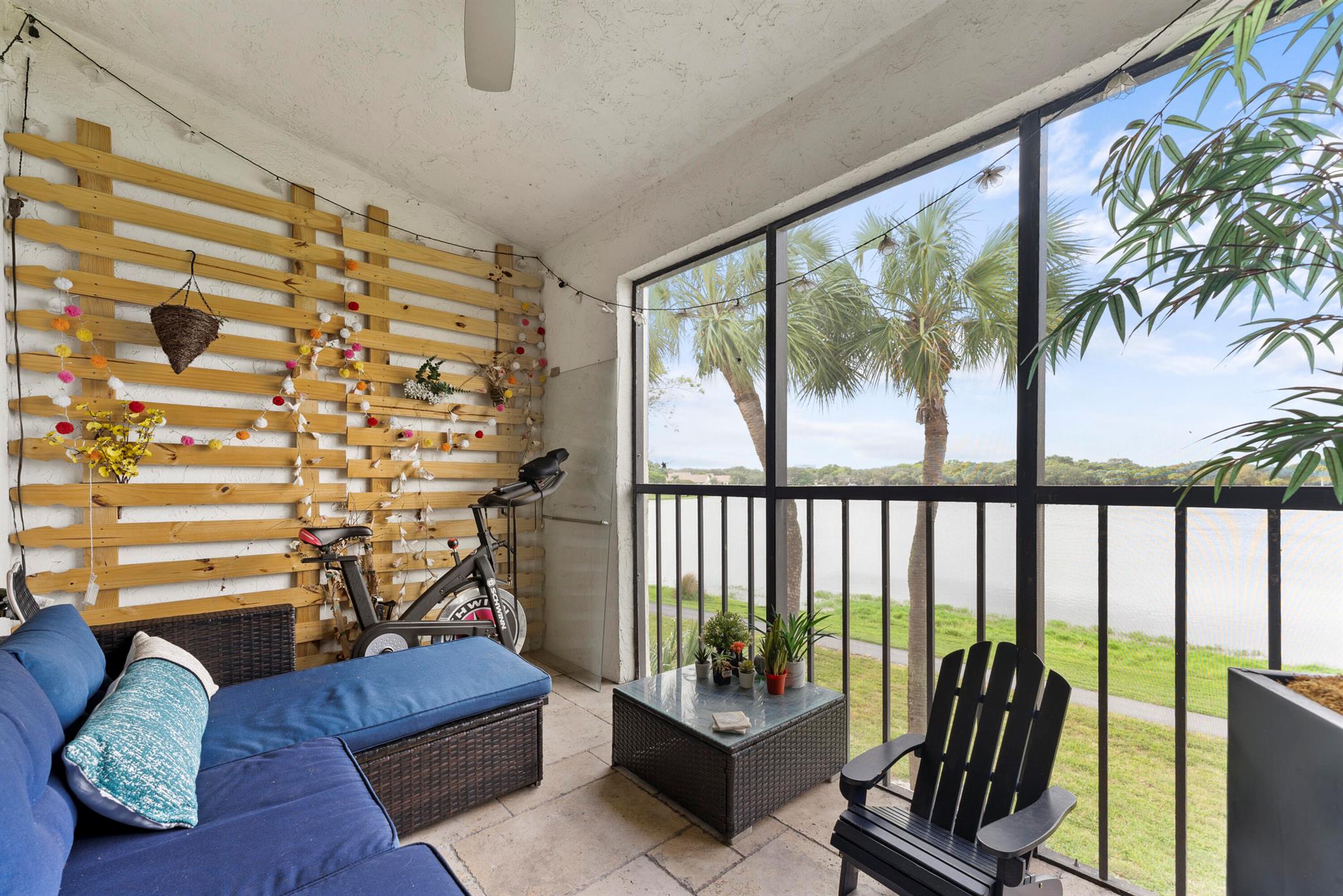 325 Palmwood Place 213