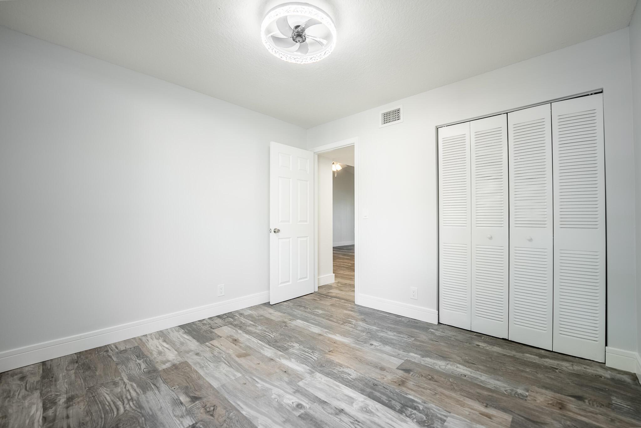 325 Palmwood Place 213