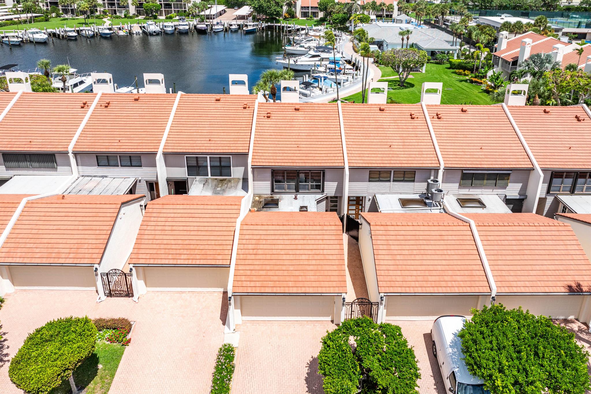 2677 N Ocean Boulevard Th-18-H