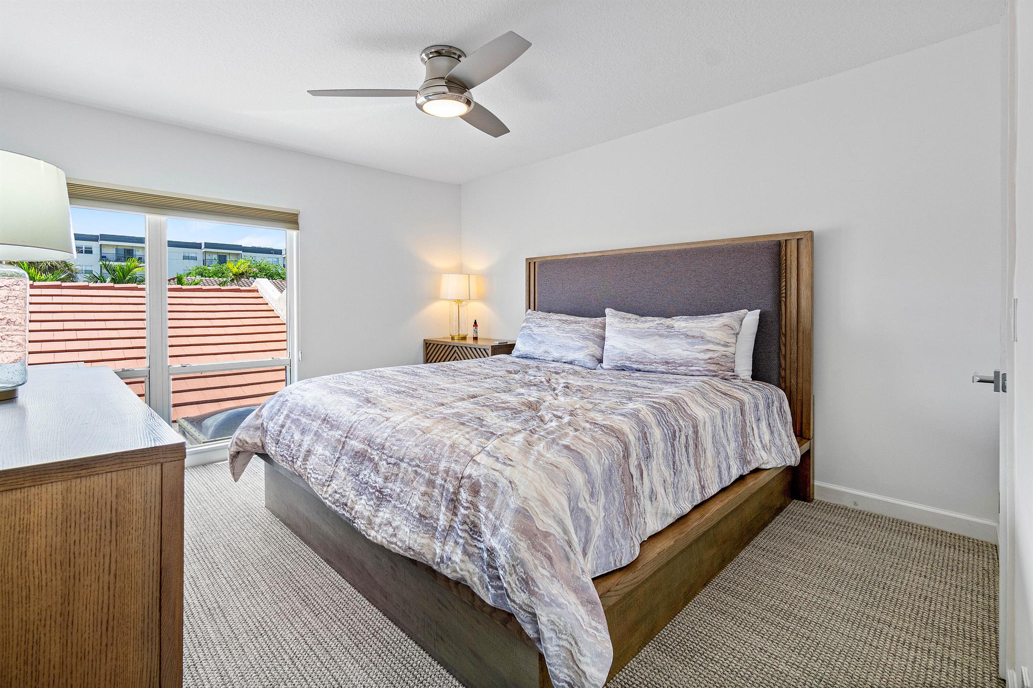 2677 N Ocean Boulevard Th-18-H