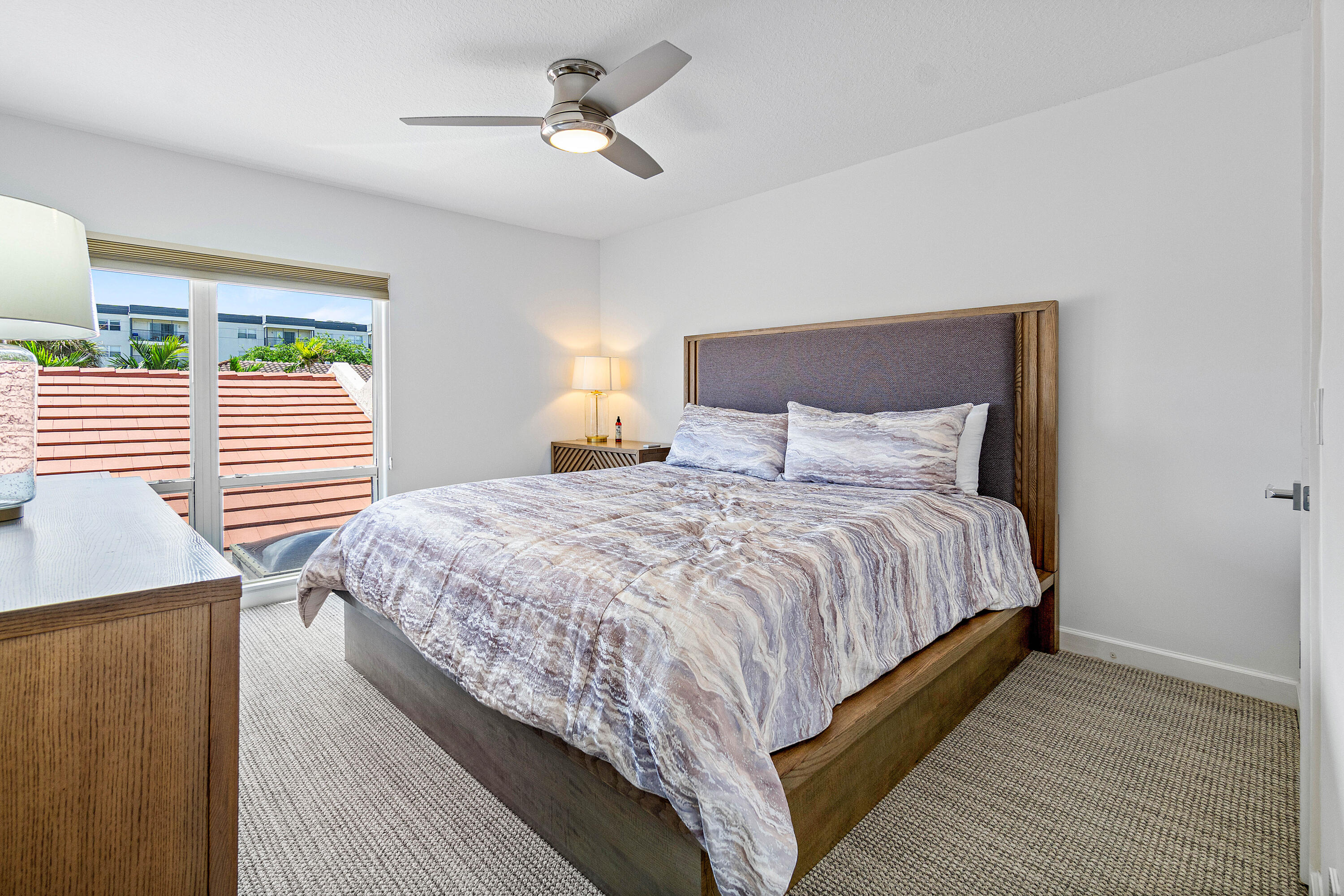 2677 N Ocean Boulevard Th-18-H