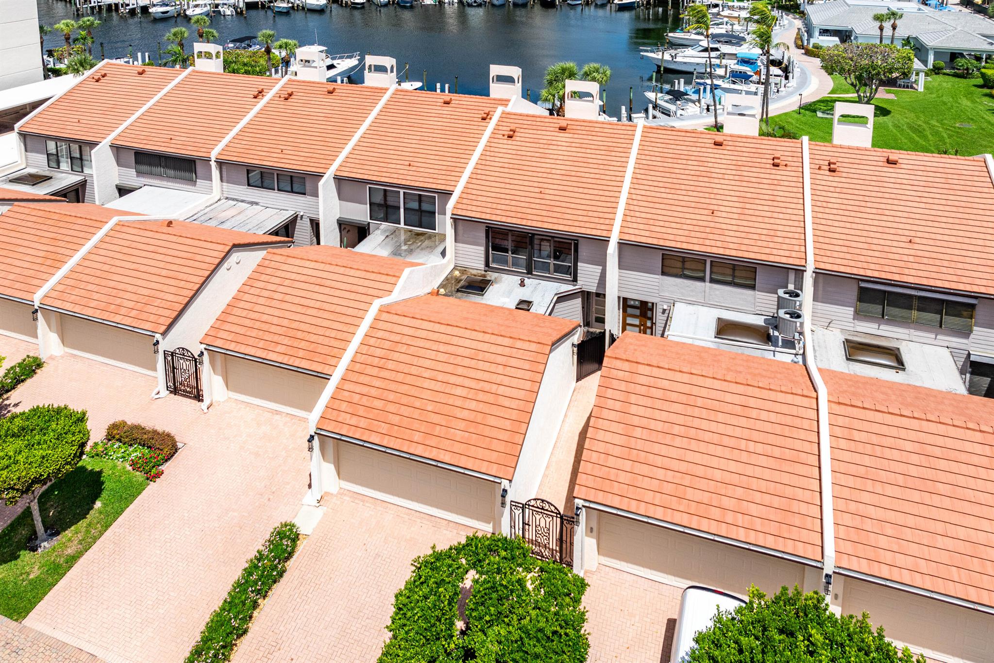 2677 N Ocean Boulevard Th-18-H