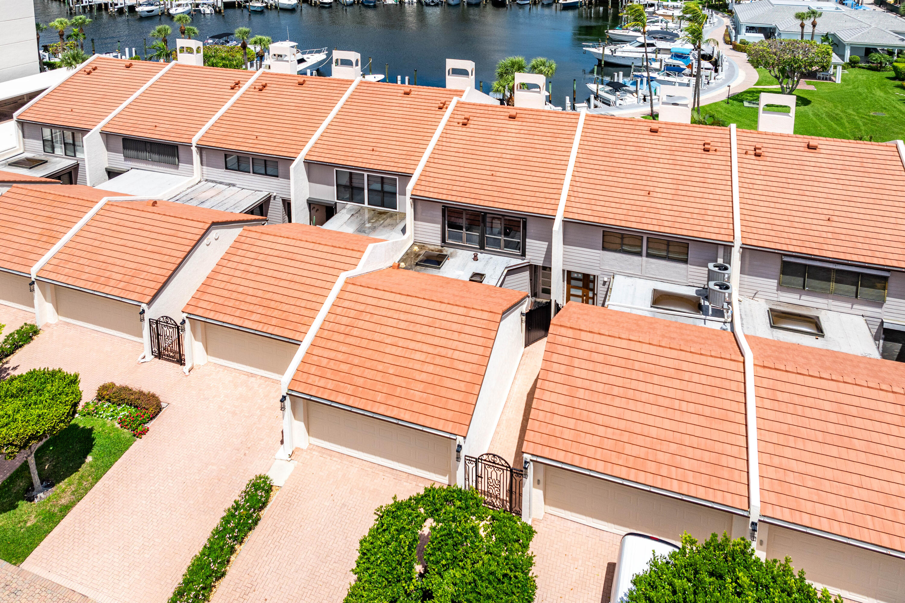 2677 N Ocean Boulevard Th-18-H