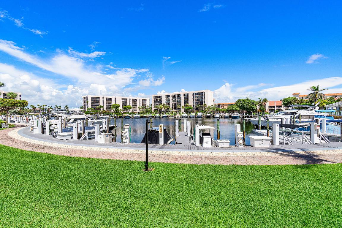 2677 N Ocean Boulevard Th-18-H