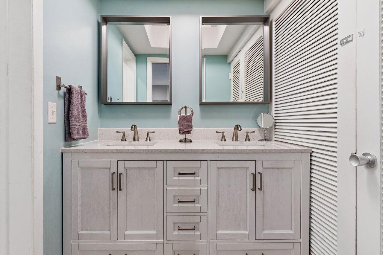 2701 S Ocean Boulevard 16