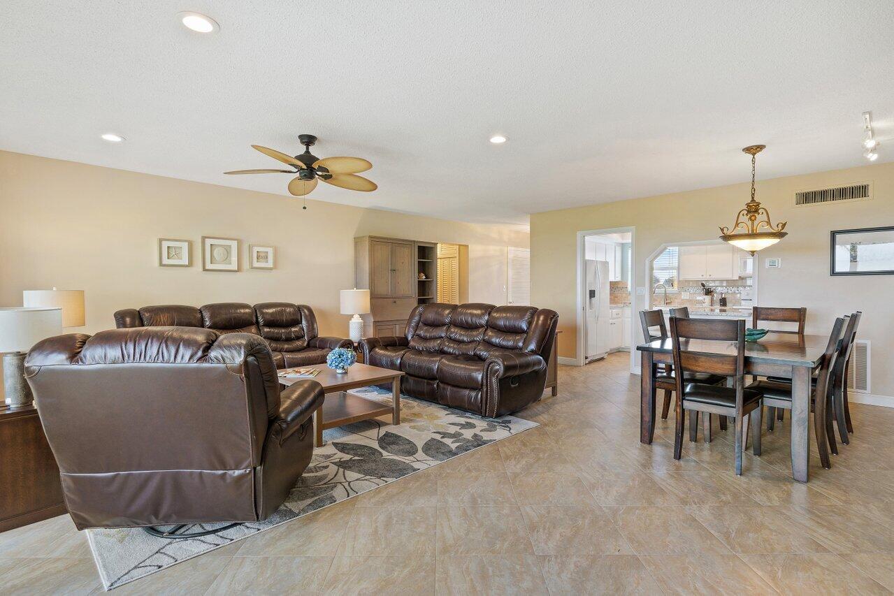 2701 S Ocean Boulevard 16