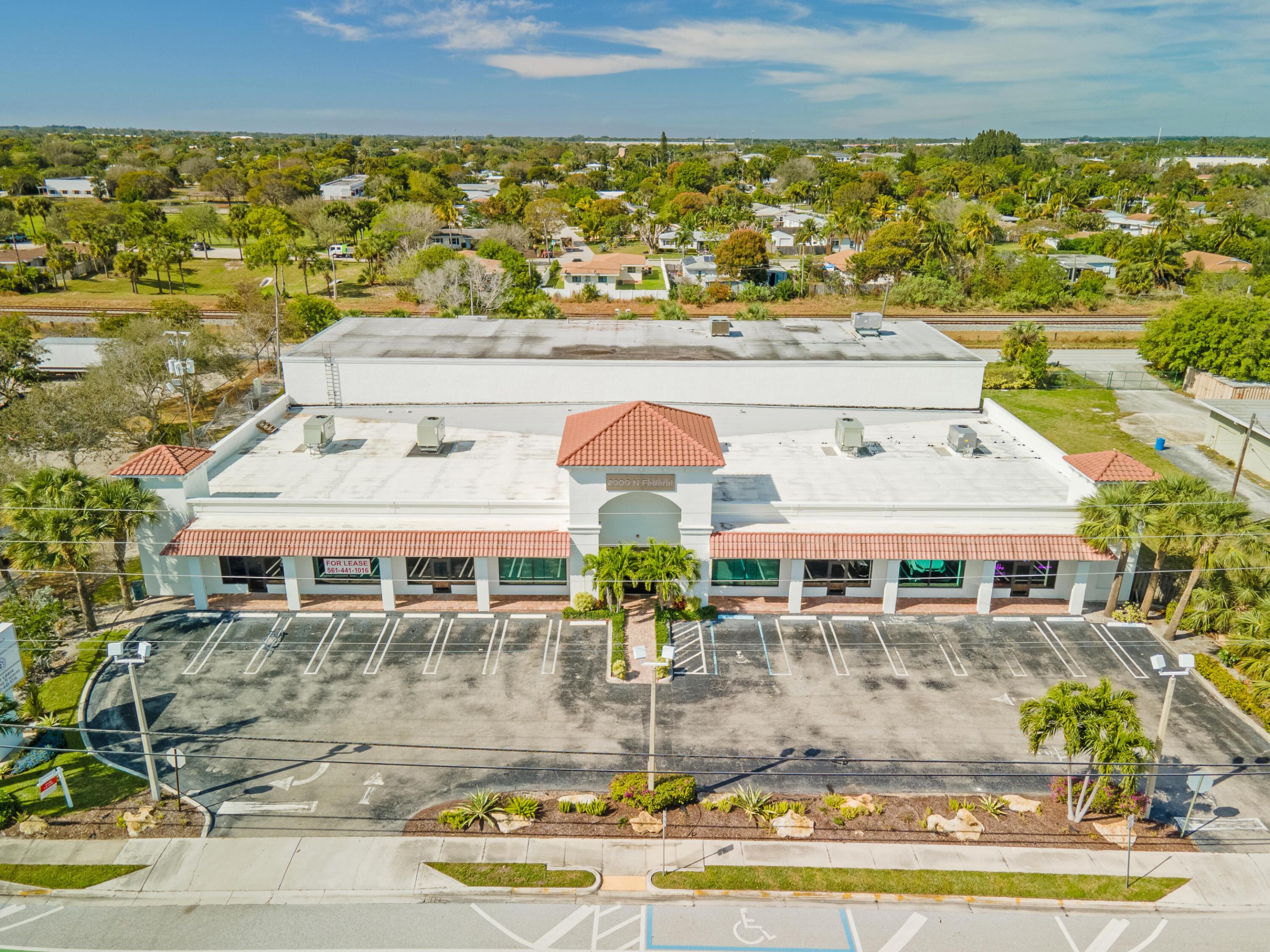 2000 N Federal Highway